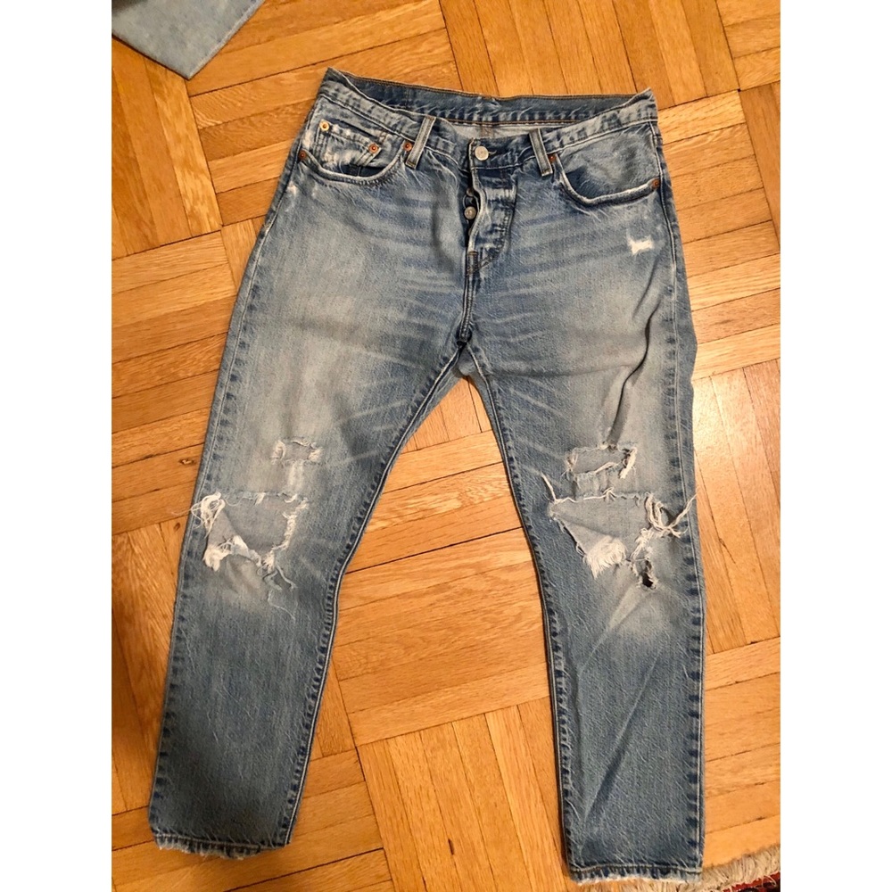 Levi’s Distressed 501s